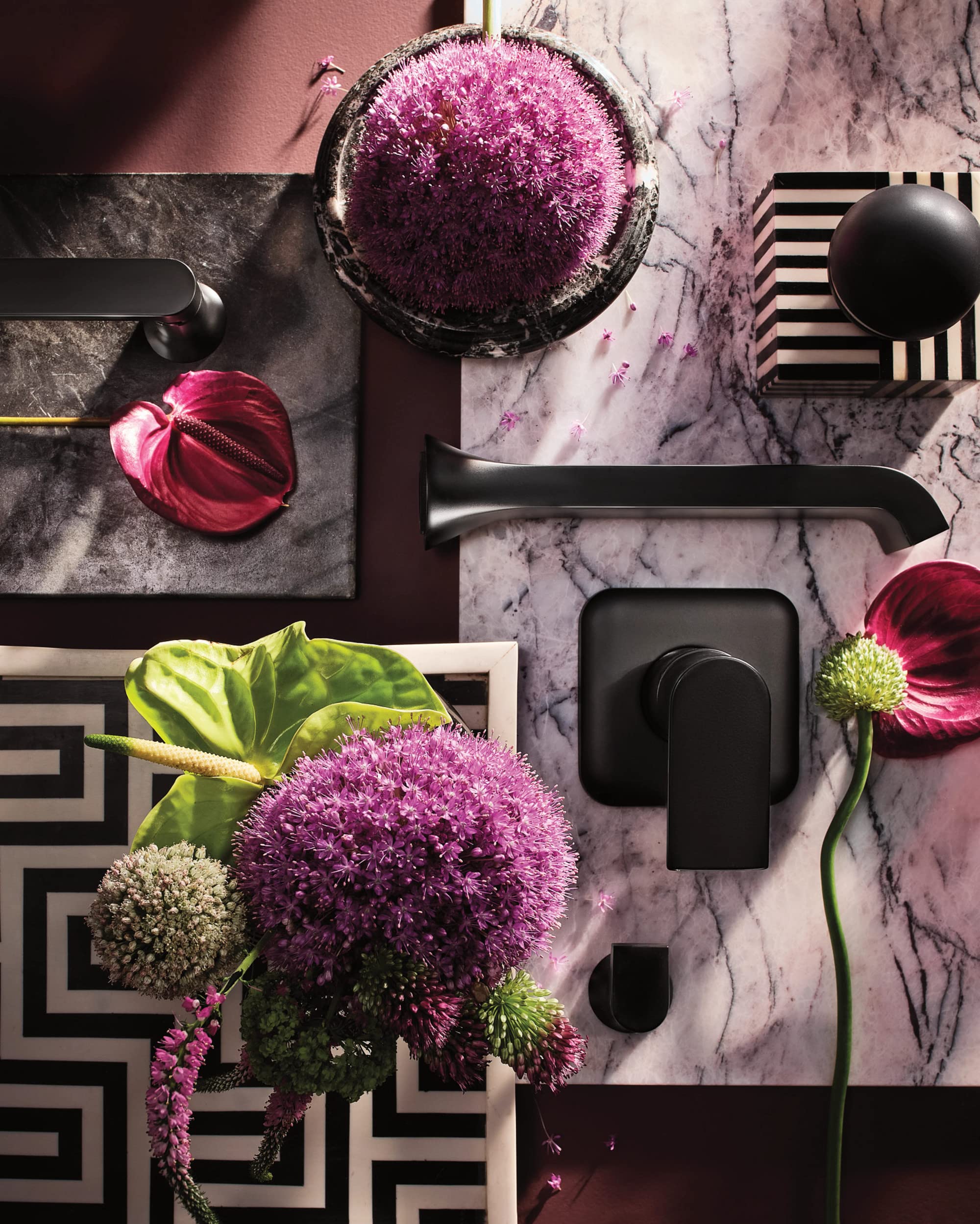 Moen Genta Lx Matte Black Modern Wall Mount Pivoting Toilet Paper Holder, Modern Toilet Roll Holder For Bathroom, Bh3808Bl